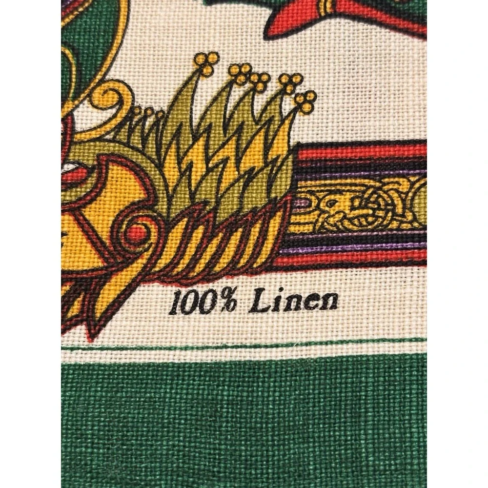 Vtg. Irish Linen Tea Towel Celtic From The Book Of‎ Kells  18x29 Wall Hanging